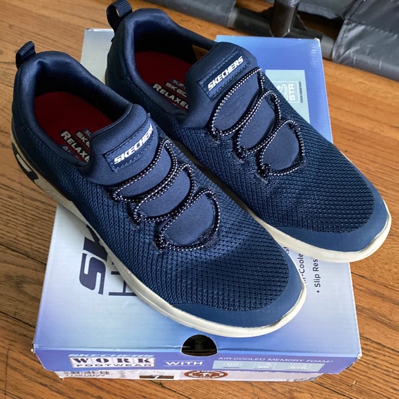 Skechers foot wear - Picture 1 of 6